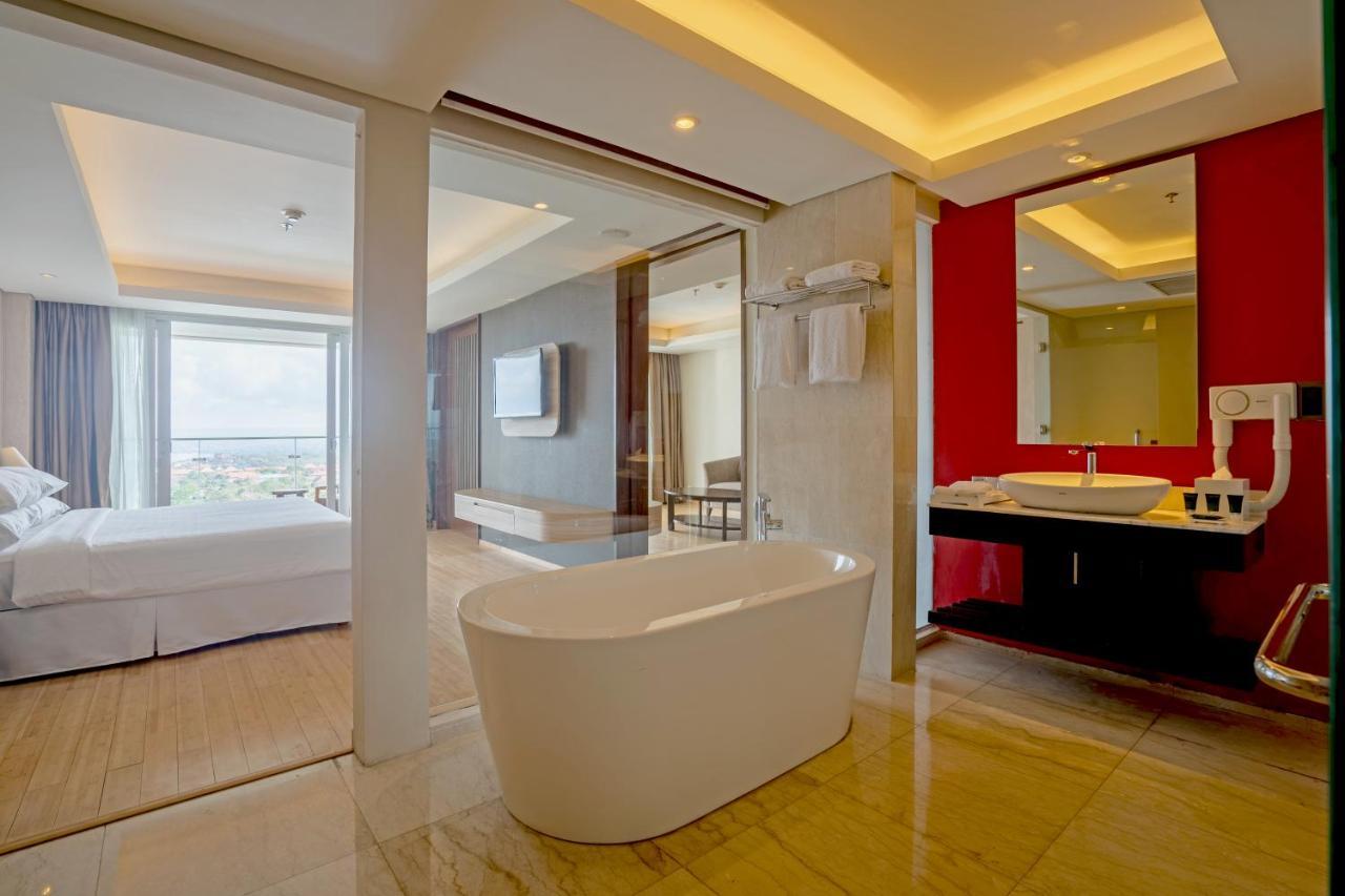 ג'ימבאראן Four Points By Sheraton Bali, Ungasan מראה חיצוני תמונה